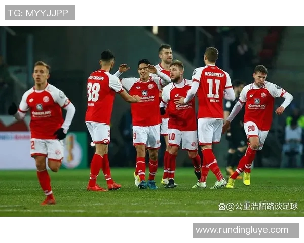 巴特与阿森纳的较量揭示了足球战术与团队协作的魅力 巴特与阿森纳的较量揭示了足球战术与团队协作的魅力