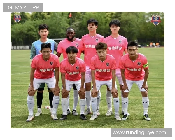 足球赛事标志的设计与文化内涵探讨及其对球迷情感的影响分析 足球赛事标志的设计与文化内涵探讨及其对球迷情感的影响分析